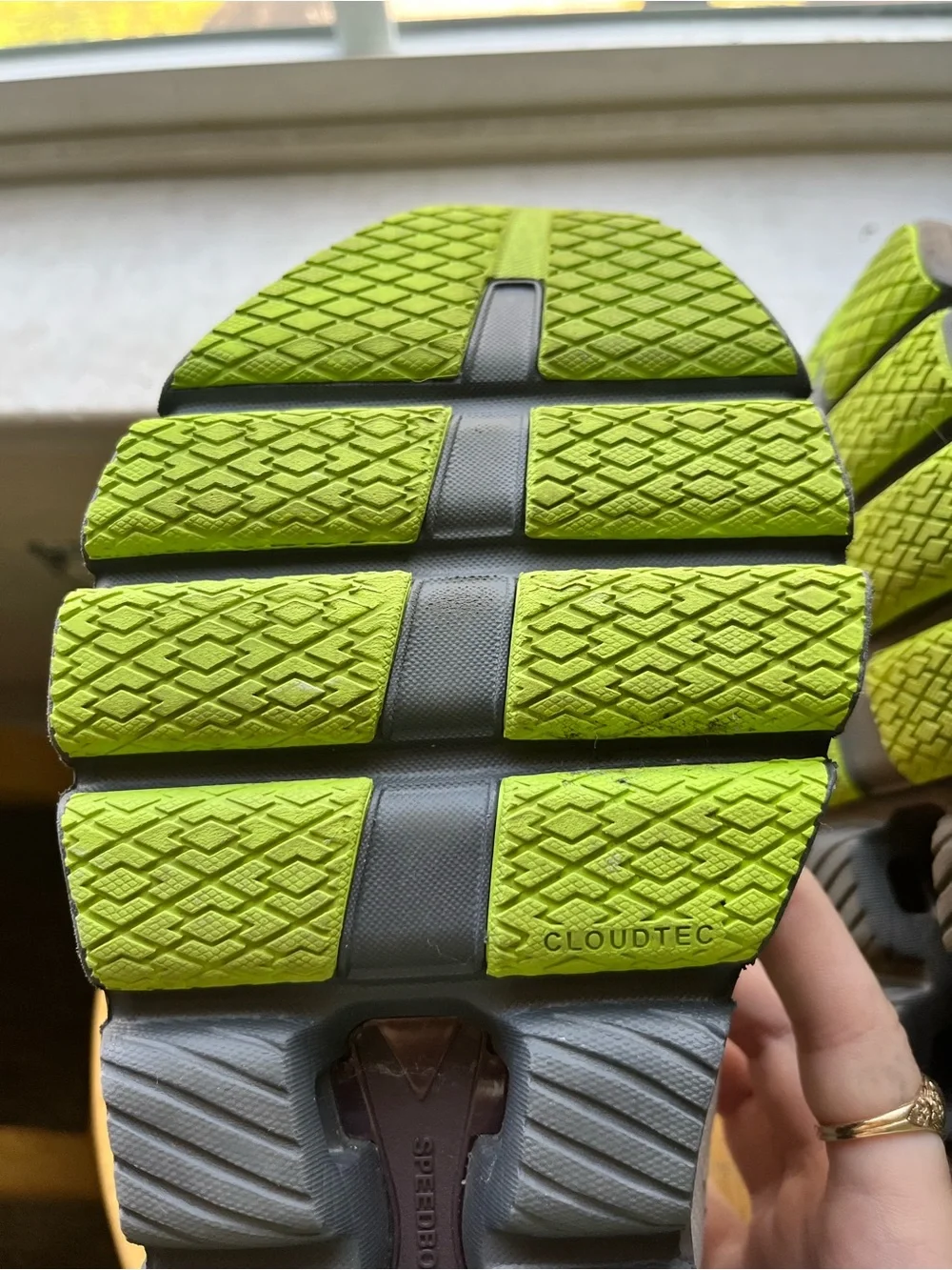 On Running Men’s Cloud X 4 Running Shoes in Light Gray with Lime Accents